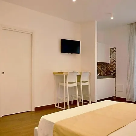 Bed & Breakfast La Casa In Piazza 3*
